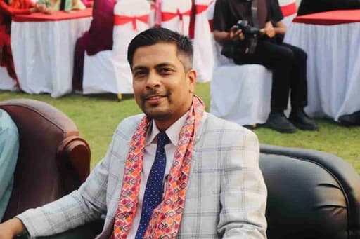 Mr. Harihar Khatiwada - Faculty Member at Hetauda City College teaching School Management