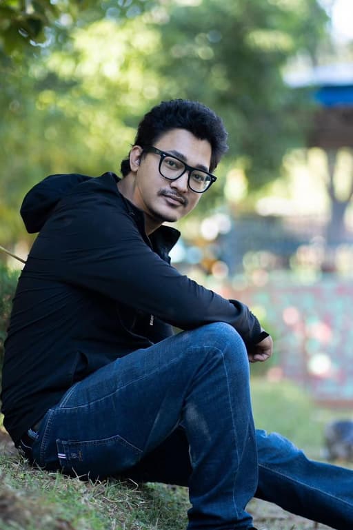 Mr. Rikesh Shrestha - Faculty Member at Hetauda City College teaching Computer Applications